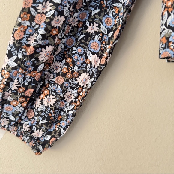 American Eagle Black Ditsy Floral Open-Back Flowy Boho Peasant Blouse S - Picture 5 of 12